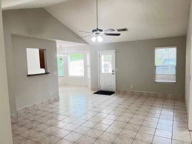 Main picture of 798 Brian Ln