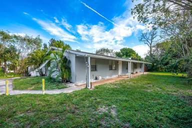 Main picture of 4468 Steven Rd