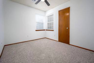 Main picture of 2605 Pennington Ave