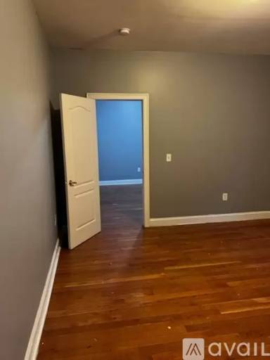 Main picture of 1084 Kennedy Blvd