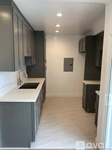 Main picture of 1948 S Rimpau Blvd