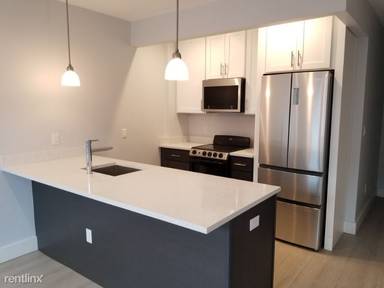Main picture of 975 Liberty Ave