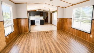 Main picture of 5130 Highway 8 W