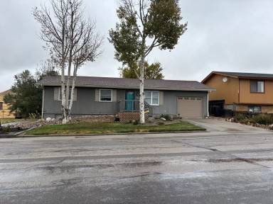 Main picture of 2945 Pheasant Dr