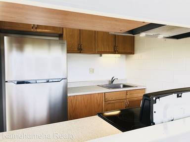 Main picture of 95-029 Kuahelani Ave
