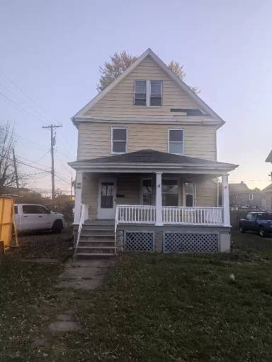 Main picture of 115 W 26th St