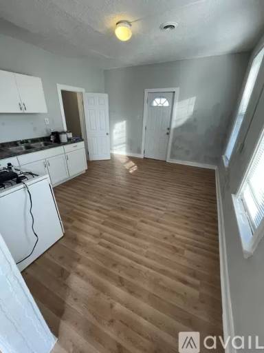 Main picture of 1532 S 13th St