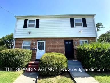 Main picture of 1231 Syracuse Ave NW