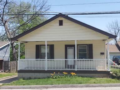 Main picture of 2910 Endicott Ave