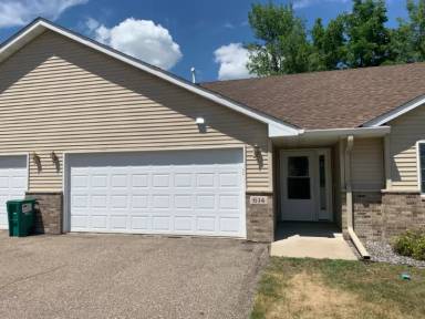 Main picture of 614 Golden Gate Ln