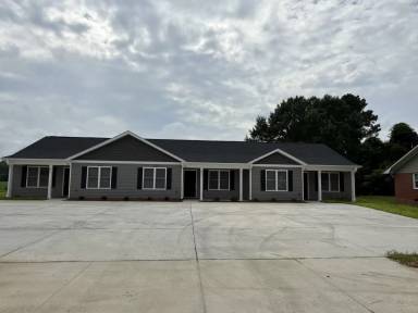 Main picture of 612 S Powell Ave