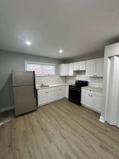 Main picture of 1604 Macdade Blvd