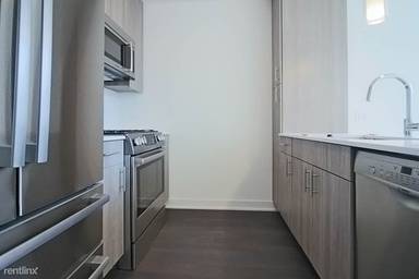 Main picture of 465 North Park
