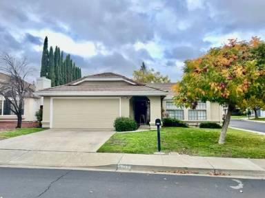 Main picture of 4015 Earhart Dr