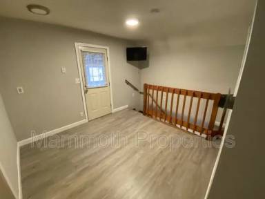 Main picture of 247 Grove St