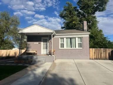Main picture of 6730 Oneida St