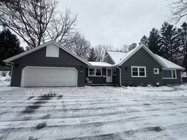 Main picture of 2555 N Calhoun Rd