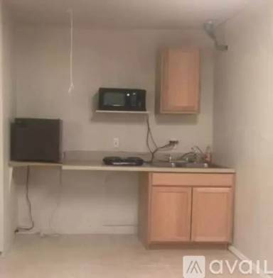 Main picture of 637 Kangaroo Dr