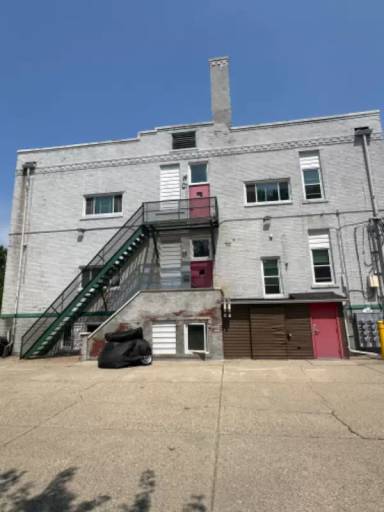 Main picture of 10 Gibbs St