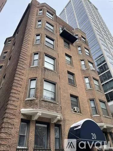Main picture of 20 E Goethe St
