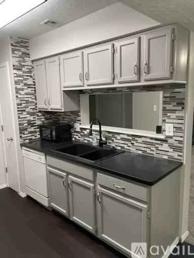 Main picture of 9012 S College Ave