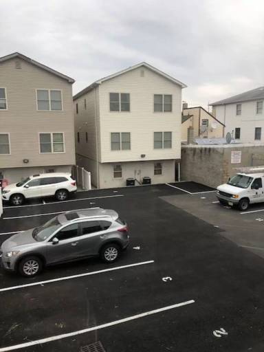 Main picture of 116 South St