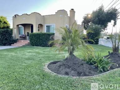 Main picture of 271 Del Rey Ave