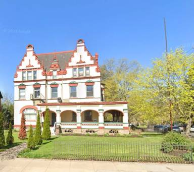 Main picture of 5960 Wellesley Ave