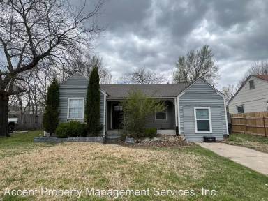 Main picture of 828 N Marion Ave