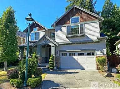 Main picture of 24320 NE 8th Pl