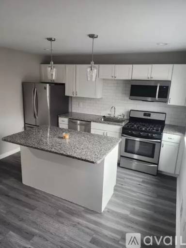 Main picture of 919 Dalton Ave