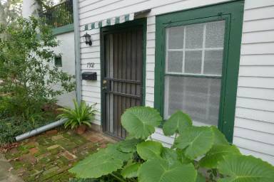 Main picture of 2038 Pine St