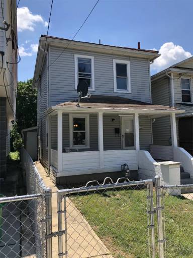 Main picture of 736 Edison St