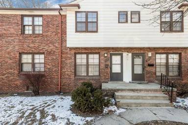 Main picture of 1031 Covington Dr