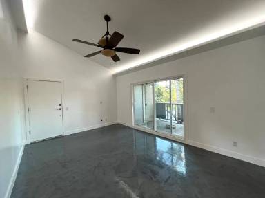 Main picture of 1819 Brea Blvd