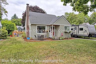 Main picture of 4204 NW Grant St