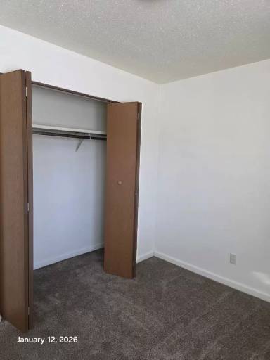 Main picture of 215 22nd St NW