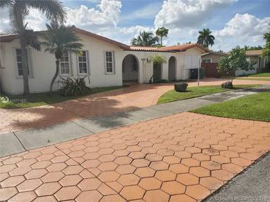 Main picture of 10750 SW 60th St