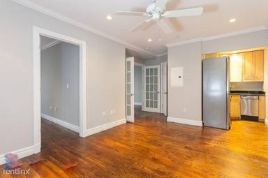 Main picture of 89 Clinton St