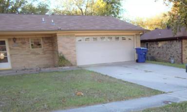Main picture of 304 Cottonwood Dr