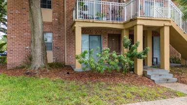 Main picture of 472 Banyon Tree Cir