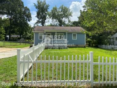 Main picture of 301 W Terrell St