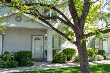 Main picture of 97 Penhurst Pl