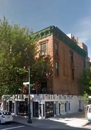Main picture of 553 Manhattan Ave