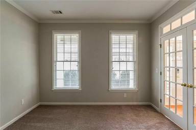 Main picture of 800 Middlebrooke Bnd