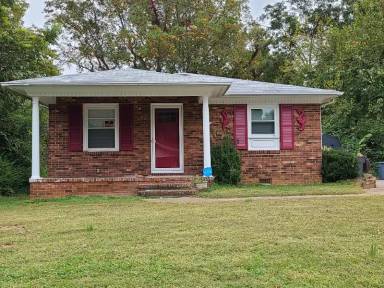 Main picture of 317 S Branch St