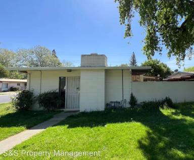 Main picture of 1701 Mosswood Cir