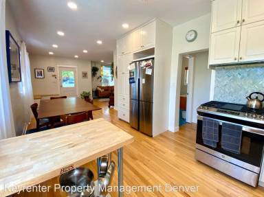 Main picture of 3702 Quitman St