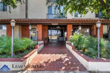 Main picture of 12720 Burbank Blvd