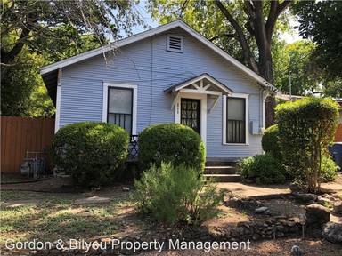 Main picture of 211 Lessin Ln